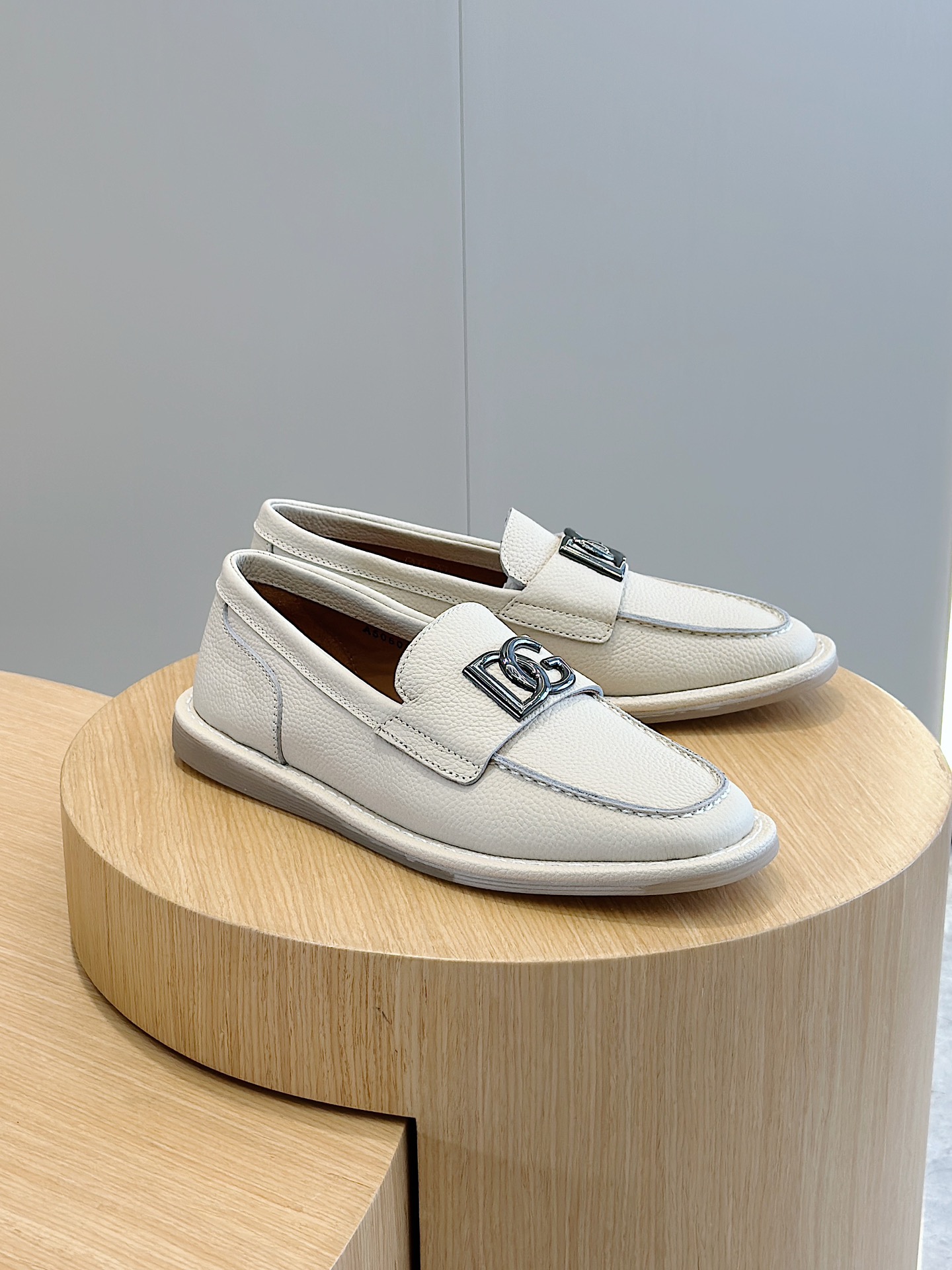 olce & Gabbana shoe